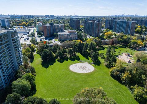 Photo 13 at 132 Bonis Avenue, Sullivan, Toronto