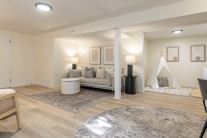 Photo 25 at 582 Strathcona Court, DP Dorset Park, Milton
