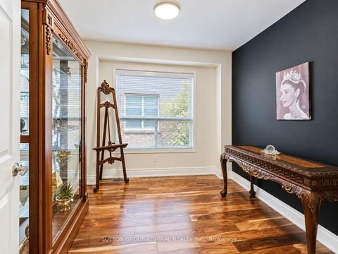 Photo 10 at 62 Briardale Place, Aurora Highlands, Aurora