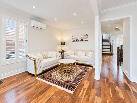 Photo 14 at 62 Briardale Place, Aurora Highlands, Aurora