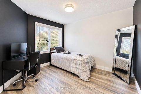 Photo 21 at 62 Briardale Place, Aurora Highlands, Aurora