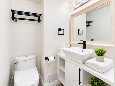 Photo 35 at 62 Briardale Place, Aurora Highlands, Aurora