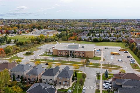 Photo 33 at 27 Mallard Marsh Crescent, Oak Ridges, Richmond Hill