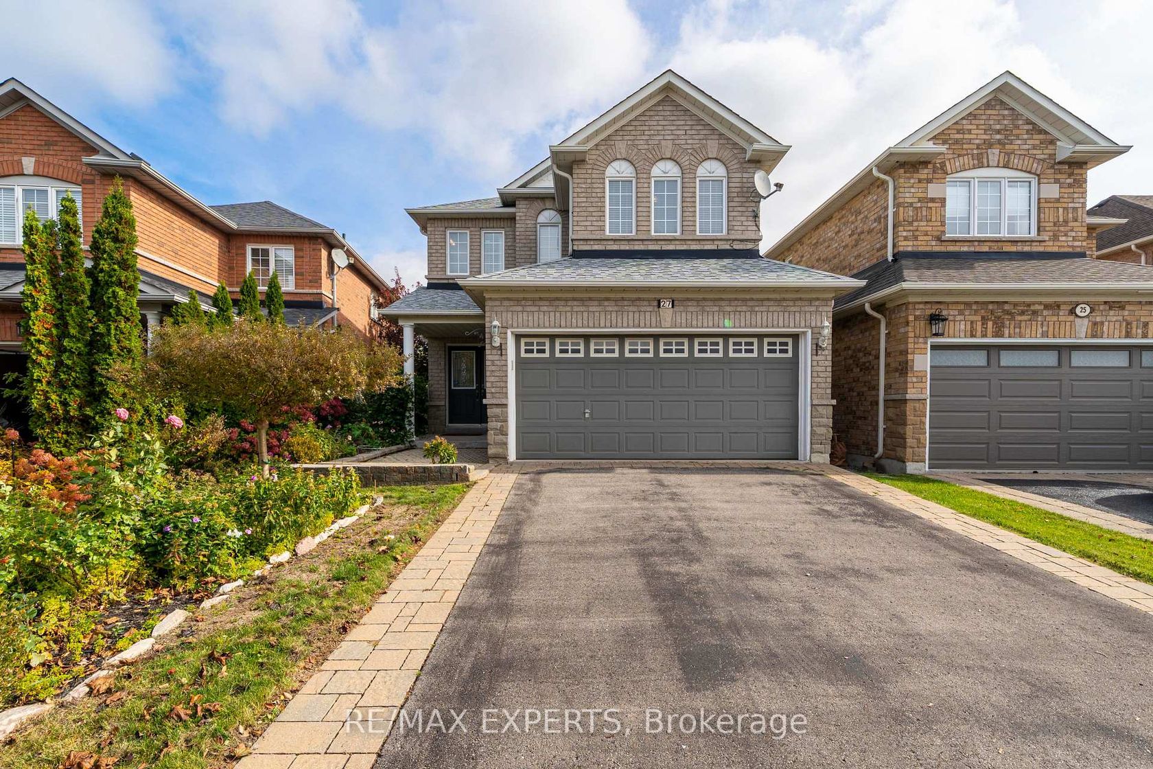 27 Mallard Marsh Crescent, Oak Ridges, Richmond Hill photo number 2