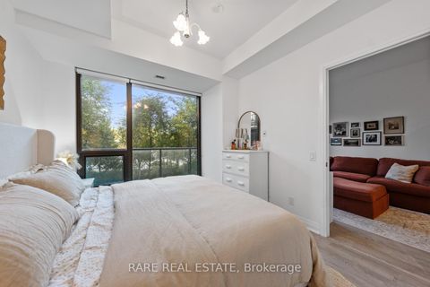 Photo 8 at 331 - 280 Howland Avenue, Annex, Toronto