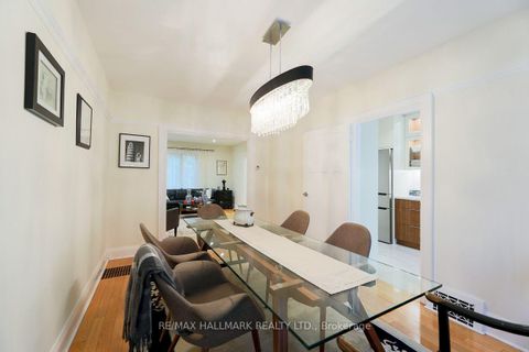 Photo 10 at 142 Hillsdale Avenue E, Mount Pleasant West, Toronto