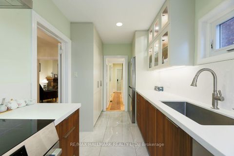 Photo 11 at 142 Hillsdale Avenue E, Mount Pleasant West, Toronto