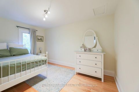 Photo 19 at 142 Hillsdale Avenue E, Mount Pleasant West, Toronto