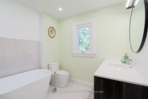 Photo 20 at 142 Hillsdale Avenue E, Mount Pleasant West, Toronto