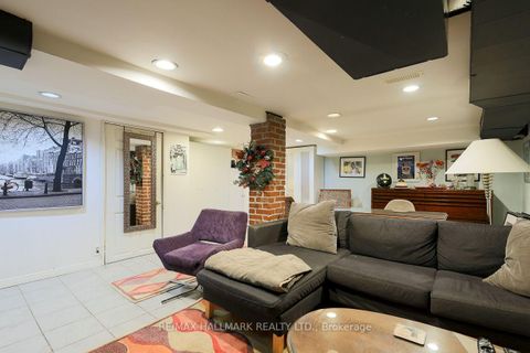 Photo 24 at 142 Hillsdale Avenue E, Mount Pleasant West, Toronto