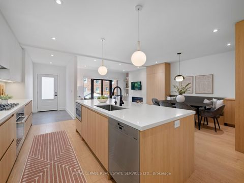 Photo 7 at 374 Spadina Road, Forest Hill South, Toronto