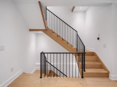 Photo 20 at 374 Spadina Road, Forest Hill South, Toronto