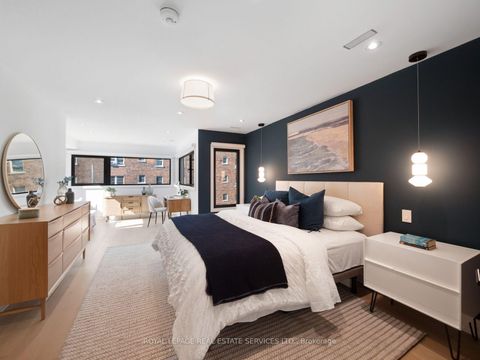 Photo 22 at 374 Spadina Road, Forest Hill South, Toronto