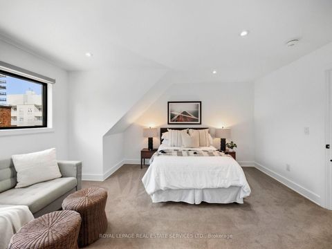 Photo 34 at 374 Spadina Road, Forest Hill South, Toronto