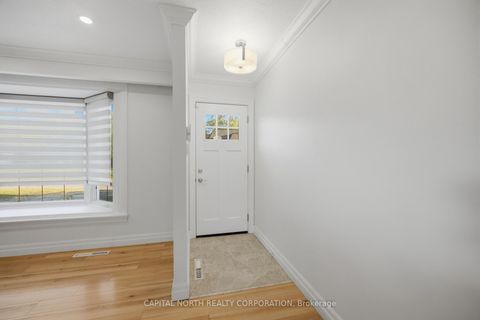 Photo 2 at 60 Patricia Drive, King City, King