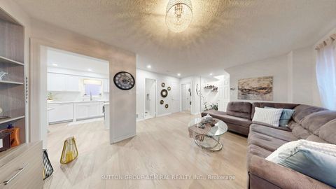 Photo 7 at 284 Isaac Murray Avenue, Maple, Vaughan