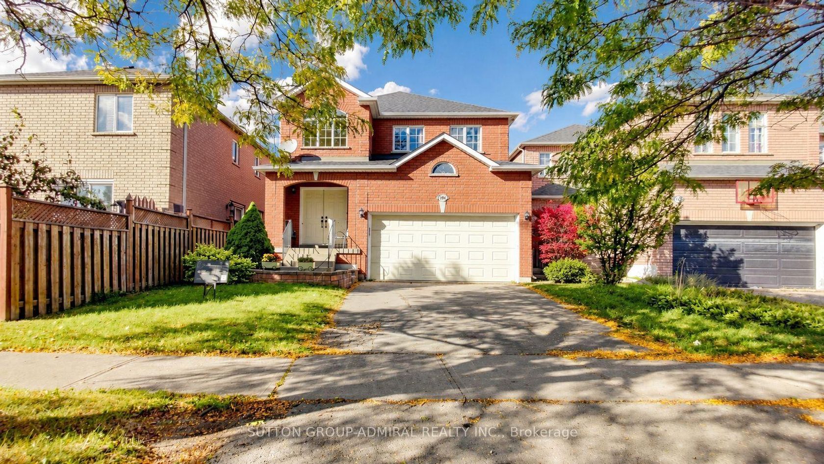 284 Isaac Murray Avenue, Maple, Vaughan photo number 2
