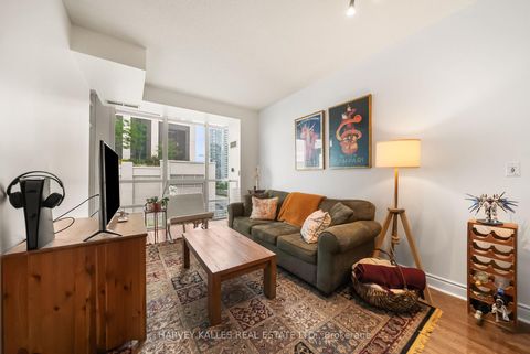 Photo 2 at 602 - 1910 Lake Shore Boulevard W, South Parkdale, Toronto