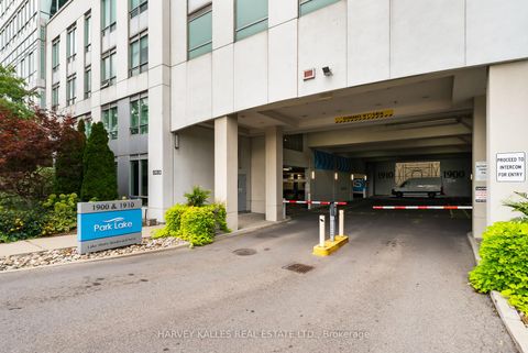 Photo 22 at 602 - 1910 Lake Shore Boulevard W, South Parkdale, Toronto