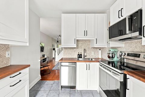 Photo 15 at 213 Oakcrest Avenue, Danforth, Toronto