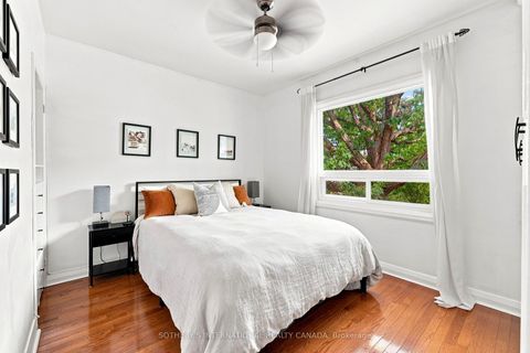 Photo 17 at 213 Oakcrest Avenue, Danforth, Toronto