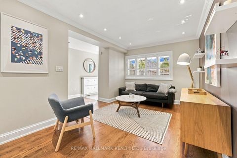 Photo 8 at 362 Sammon Avenue, East York, Toronto