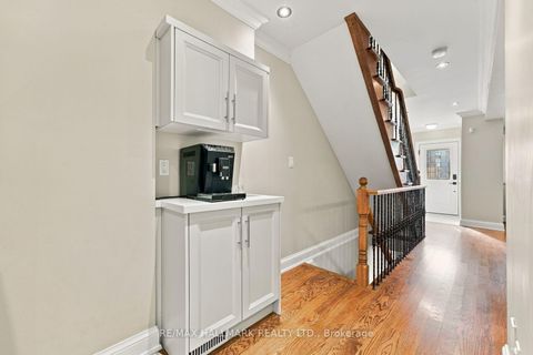 Photo 14 at 362 Sammon Avenue, East York, Toronto