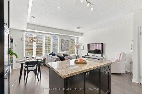Photo 7 at 22 - 145 Long Branch Avenue, Long Branch, Toronto