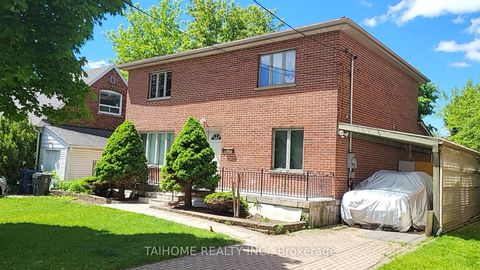 Photo 3 at 12 Vonda Avenue, Willowdale East, Toronto