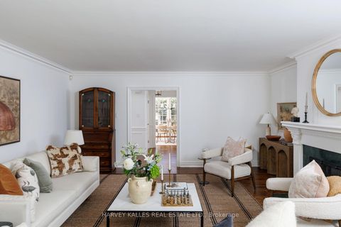 Photo 8 at 15 Moorehill Drive, Leaside, Toronto