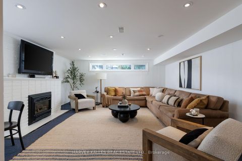 Photo 36 at 15 Moorehill Drive, Leaside, Toronto