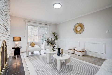 Photo 13 at 46 Caravan Drive, Don Mills, Toronto