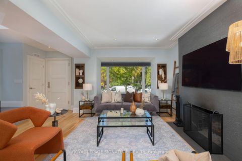 Photo 3 at 35 Bessborough Drive, Leaside, Toronto