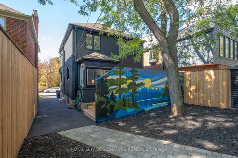Photo 25 at 35 Bessborough Drive, Leaside, Toronto