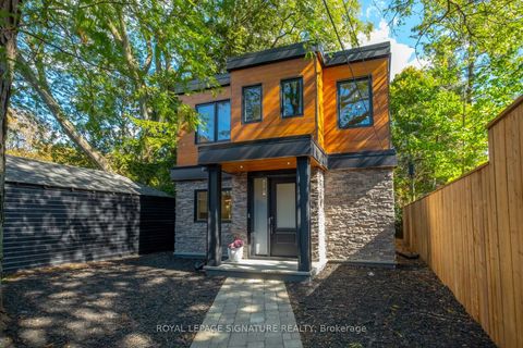 Photo 26 at 35 Bessborough Drive, Leaside, Toronto