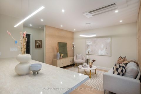 Photo 33 at 35 Bessborough Drive, Leaside, Toronto