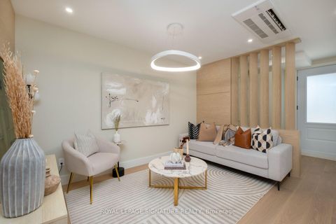 Photo 34 at 35 Bessborough Drive, Leaside, Toronto