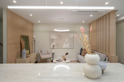 Photo 37 at 35 Bessborough Drive, Leaside, Toronto