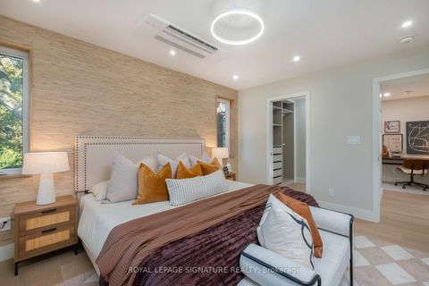 Photo 42 at 35 Bessborough Drive, Leaside, Toronto