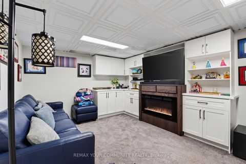 Photo 12 at 6 Standbridge Court, Malvern, Toronto