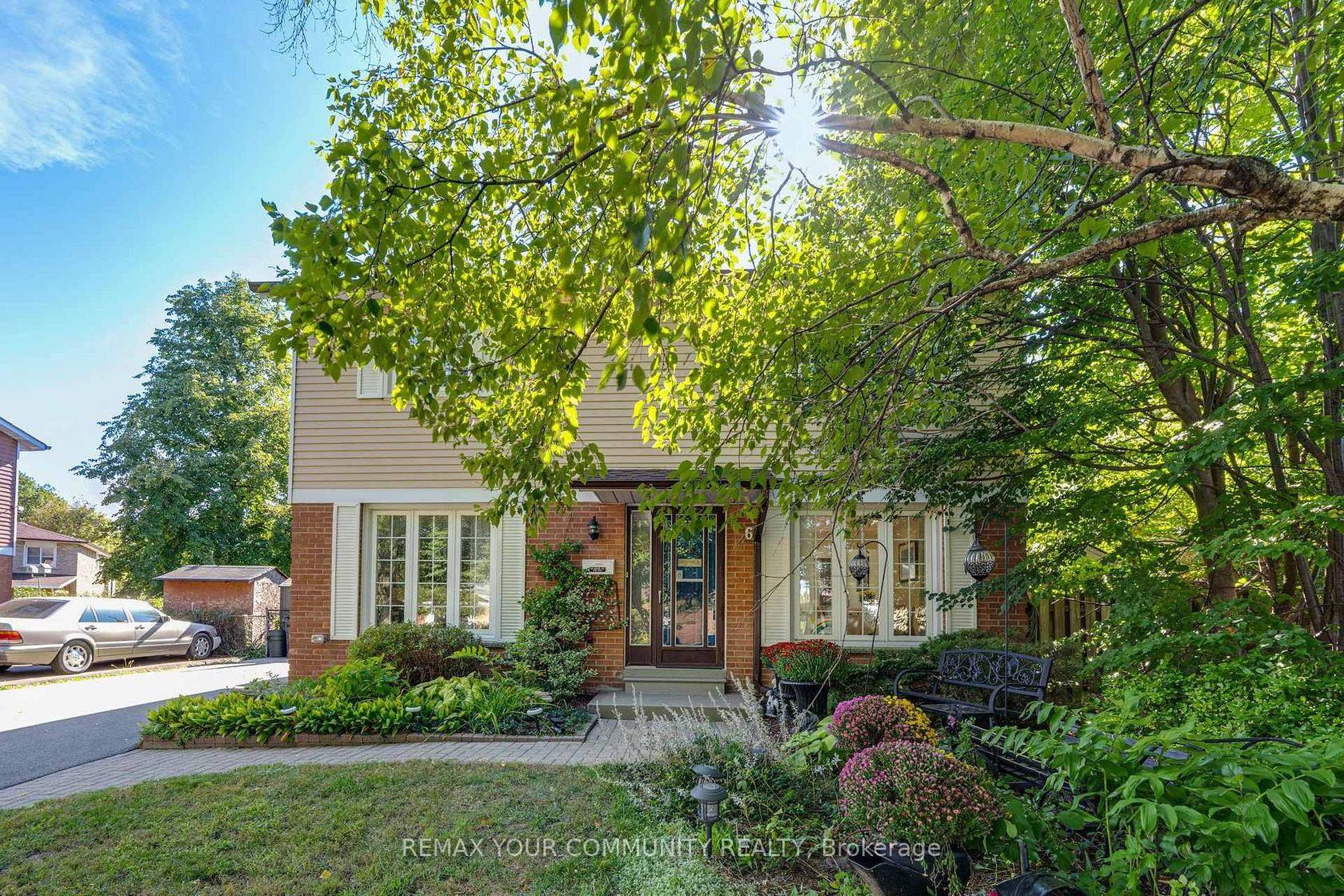 6 Standbridge Court, Malvern, Toronto 