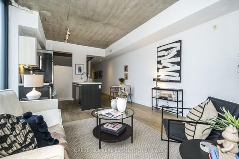 Photo 8 at 611 - 25 Stafford Street, Niagara, Toronto