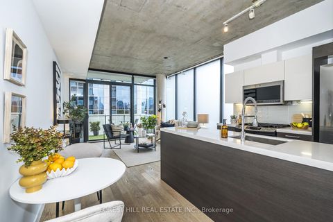 Photo 10 at 611 - 25 Stafford Street, Niagara, Toronto