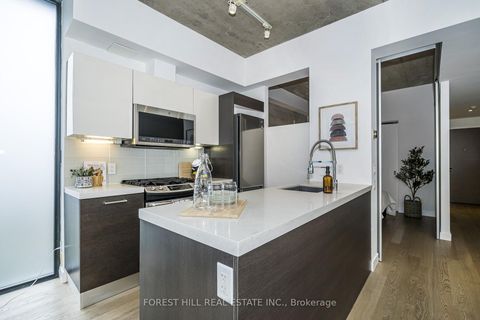 Photo 12 at 611 - 25 Stafford Street, Niagara, Toronto