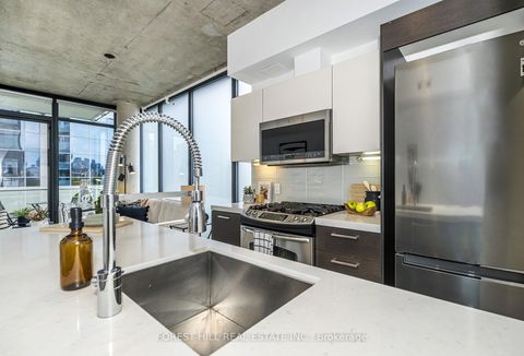 Photo 14 at 611 - 25 Stafford Street, Niagara, Toronto