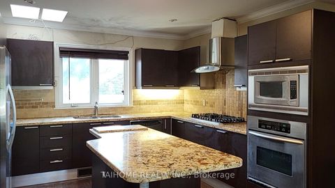 Photo 6 at 6 Vonda Avenue, Willowdale East, Toronto