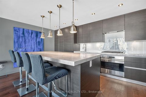 Photo 5 at 1410 - 629 King Street W, Waterfront Communities C1, Toronto