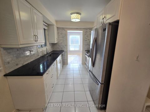 Photo 8 at 103 Misty Meadow Drive, East Woodbridge, Vaughan