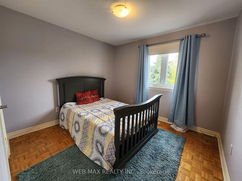 Photo 31 at 103 Misty Meadow Drive, East Woodbridge, Vaughan