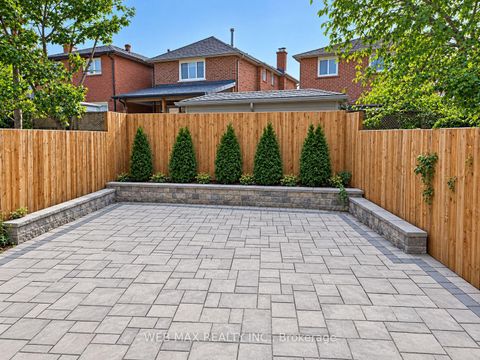 Photo 37 at 103 Misty Meadow Drive, East Woodbridge, Vaughan